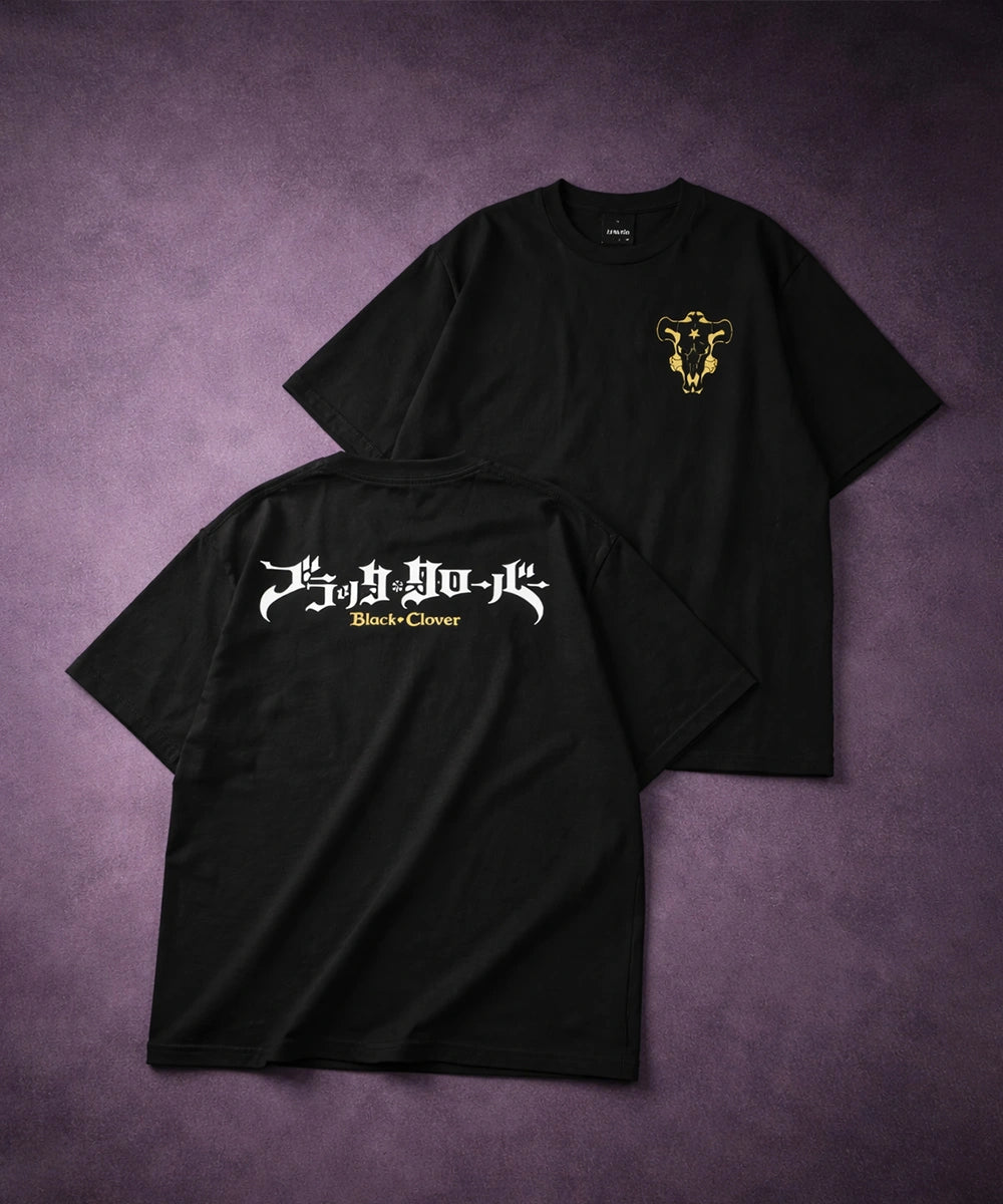 Collection of Black clover in a gallery layout